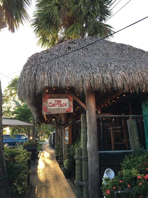 tripadvisor siesta key restaurants.